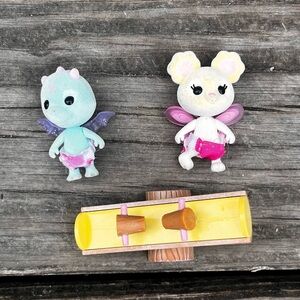 HONEY BEE ACRES RAINBOW RIDGE BUNDLE BABY BLAZE & BABY KAYLA WITH SEESAW